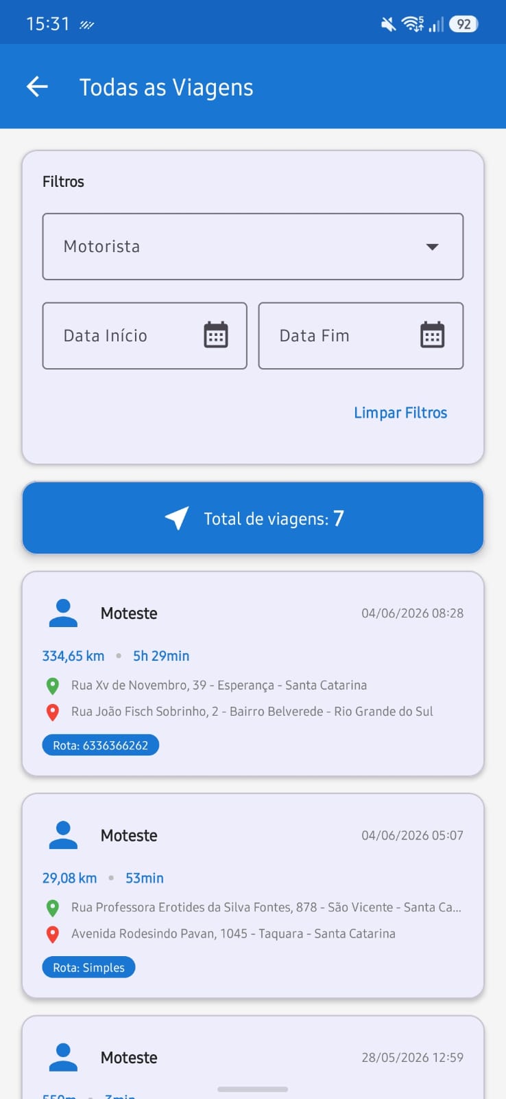Tela de Todas as Viagens no Rovix — histórico de rotas com distância e tempo